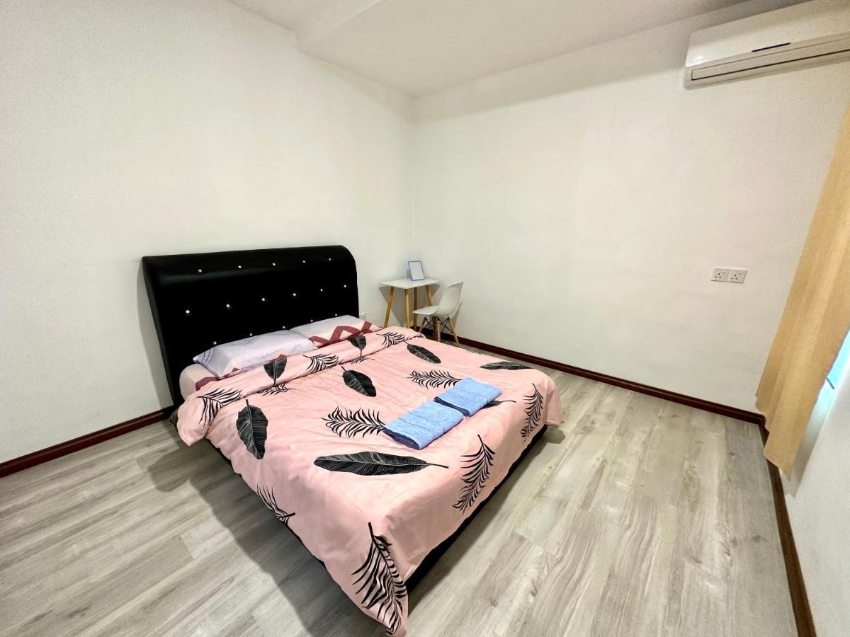 Springfield 3-Storey Cheerful Townhouse #Yoyo Homestay SDK Екстериор снимка