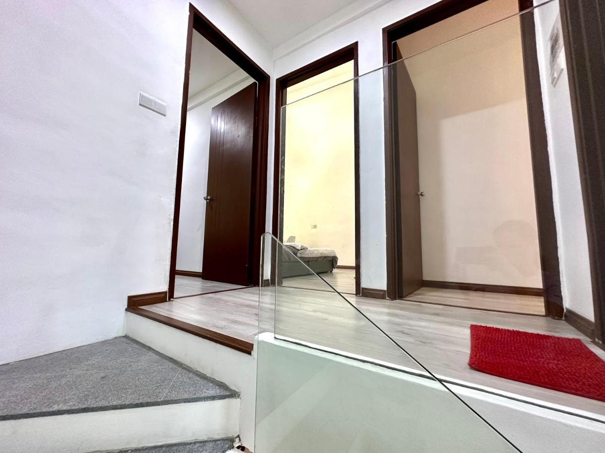Springfield 3-Storey Cheerful Townhouse #Yoyo Homestay SDK Екстериор снимка
