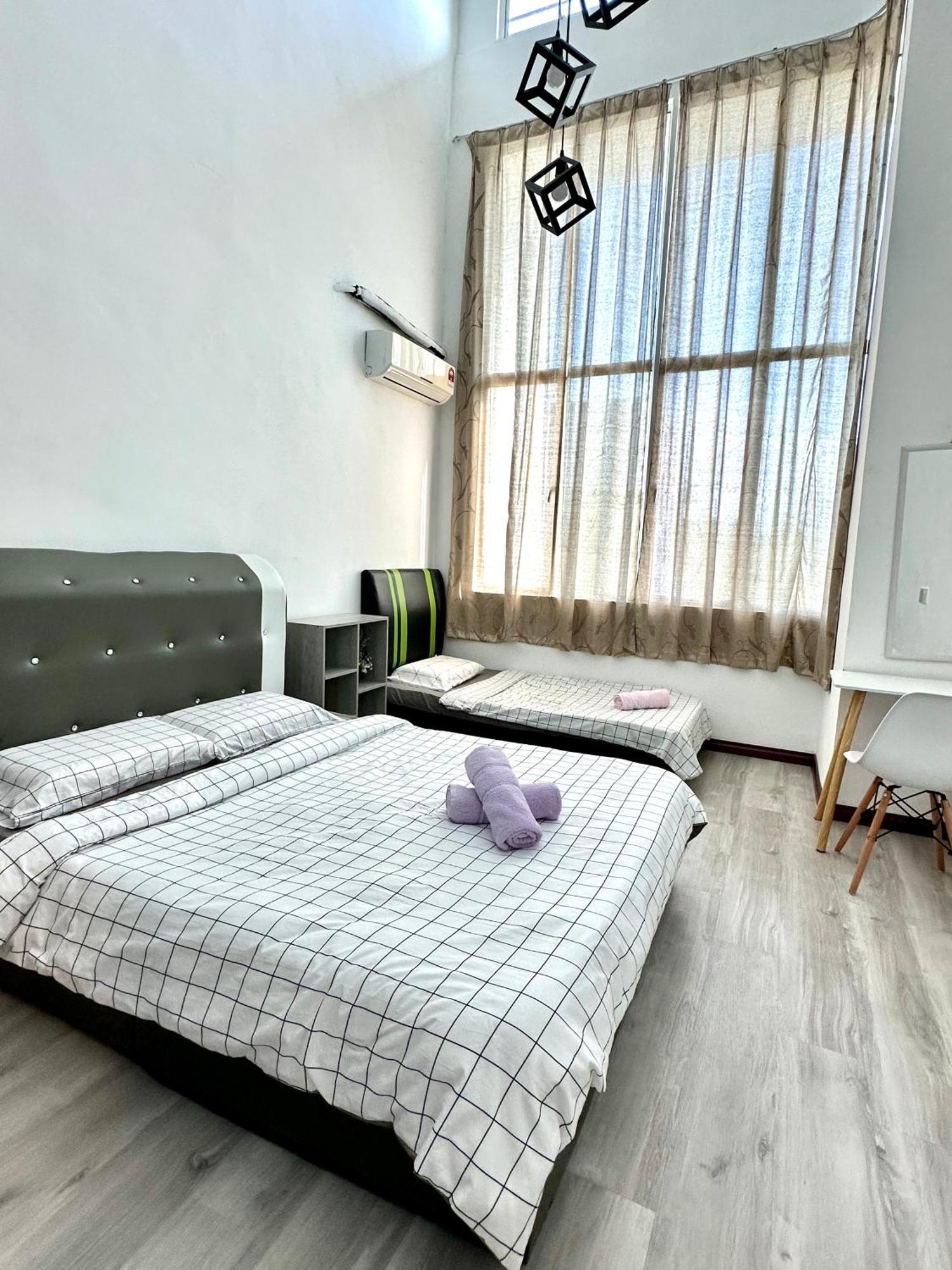 Springfield 3-Storey Cheerful Townhouse #Yoyo Homestay SDK Екстериор снимка